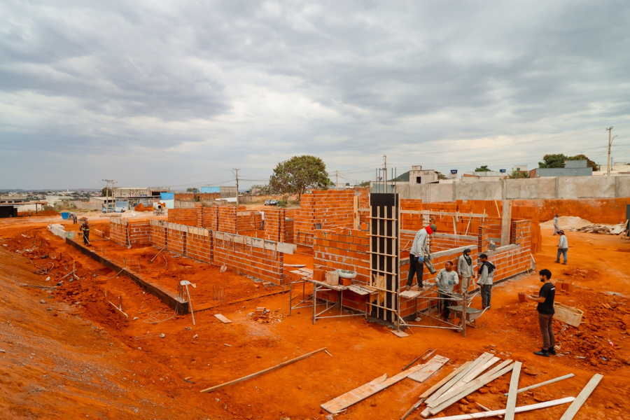 Construção de nova unidade de saúde avança em Senador Canedo